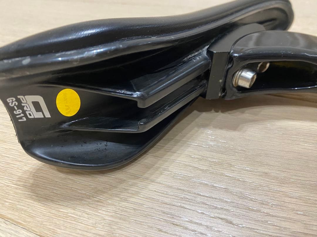 【YURIKAさま専用】gipsy 可変　サドル