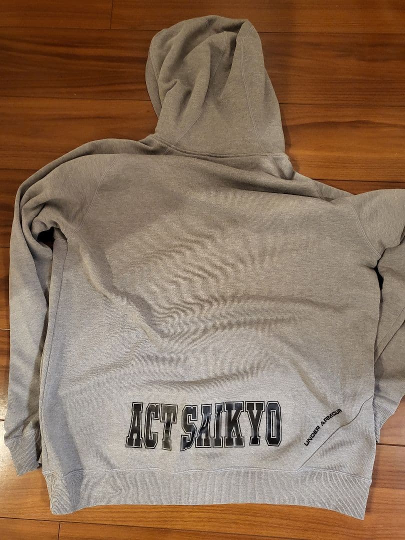 Under Armour グレー フード付きバドミントンパーカー