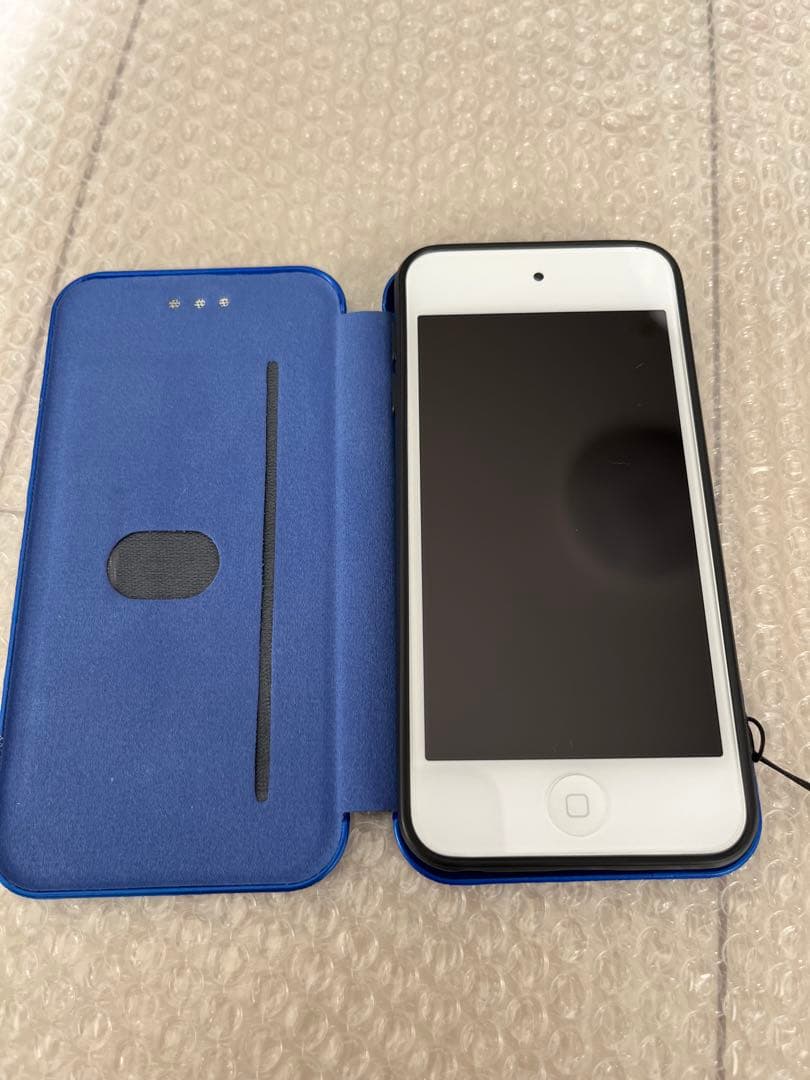 （美品）Apple iPod touch 7世代シルバー 32GB ケース付き