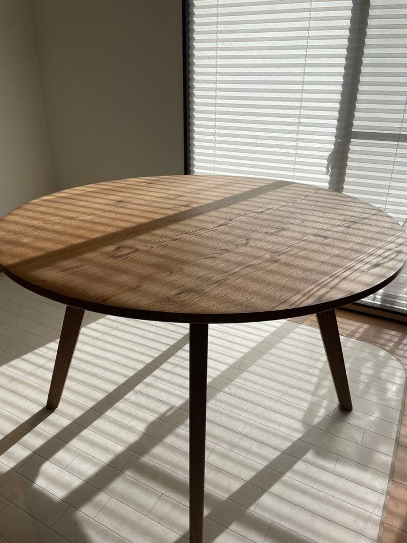 unicoウニコ　ラウンドダイニングテーブル　円形ダイニングテーブル