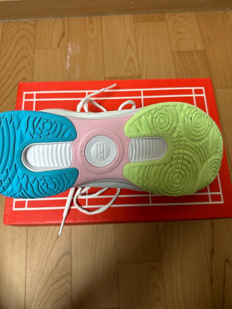 LI-NING バドミントンシューズ