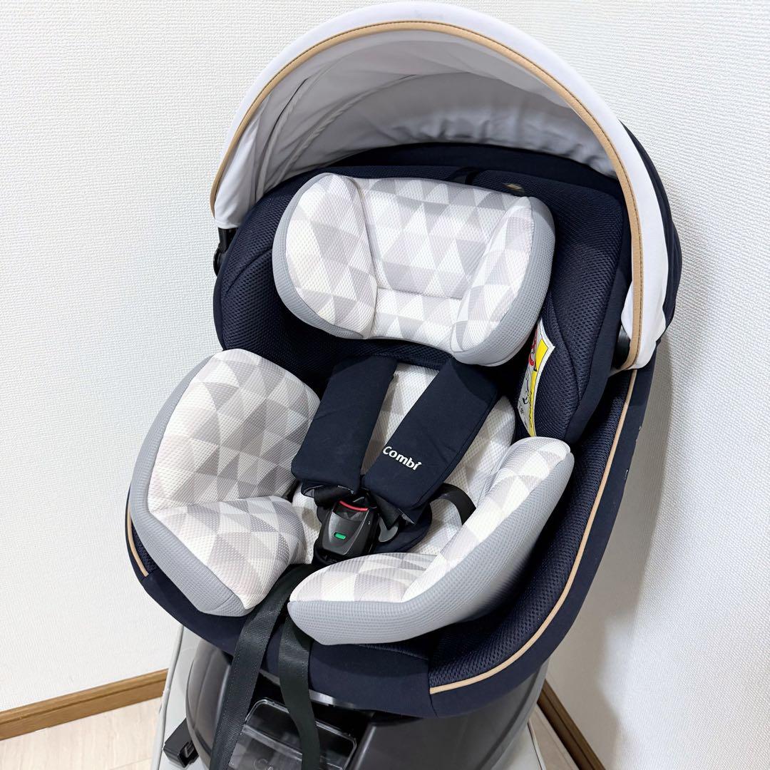 【美品】コンビクルムーヴスマート JL-590 チャイルドシート