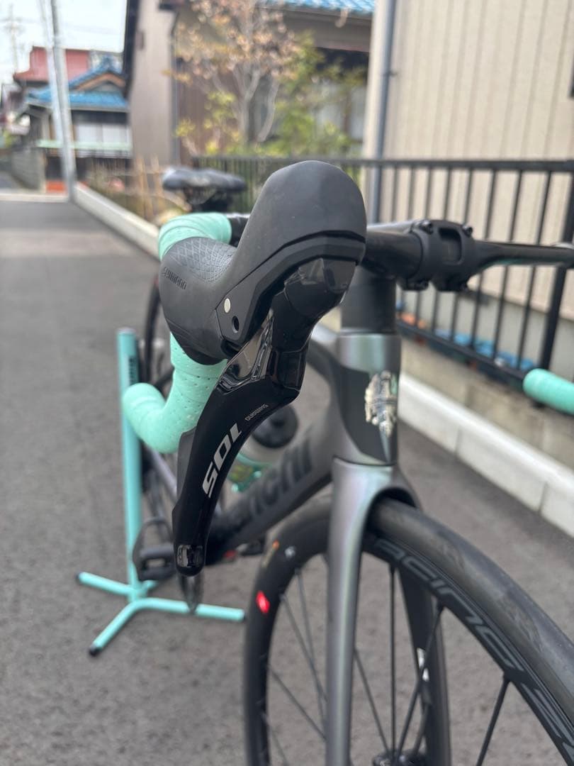 ビアンキBIANCHI OLTRE RACE 2024