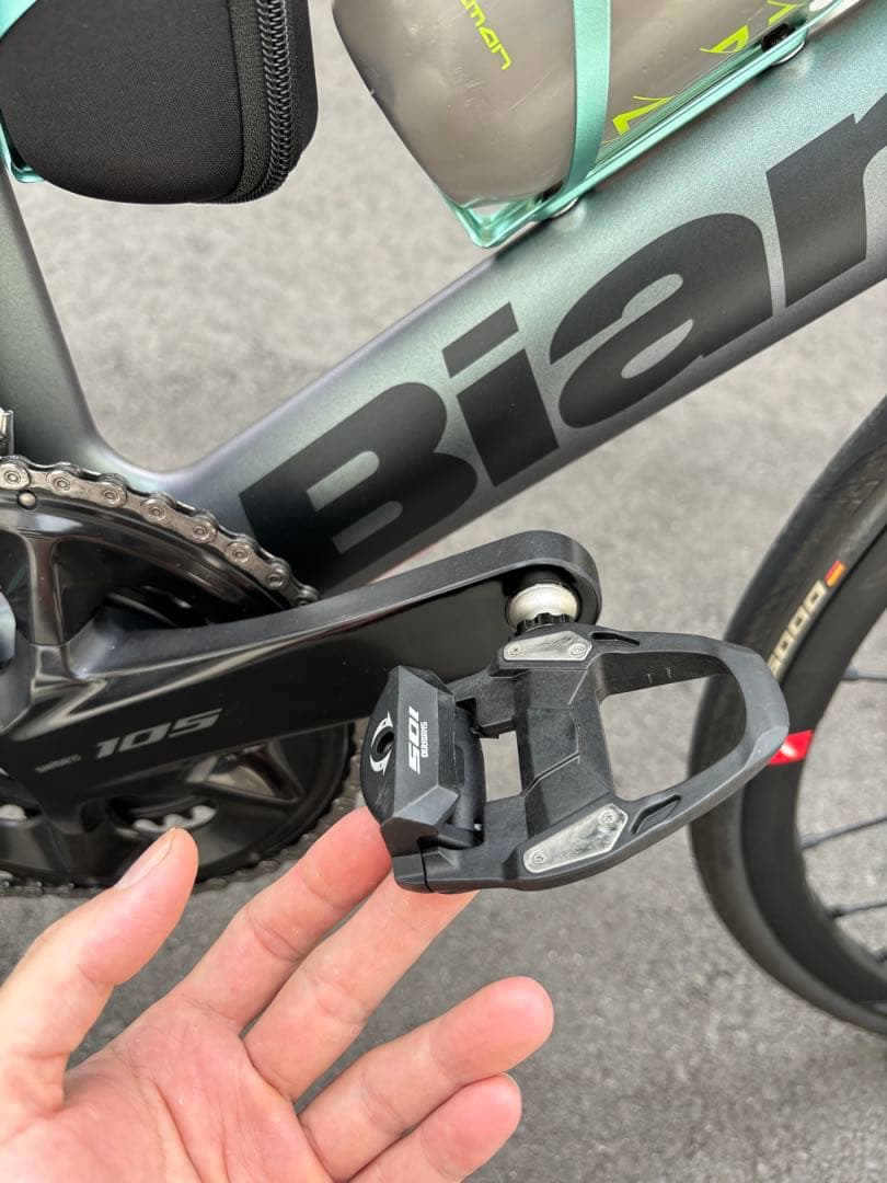 ビアンキBIANCHI OLTRE RACE 2024