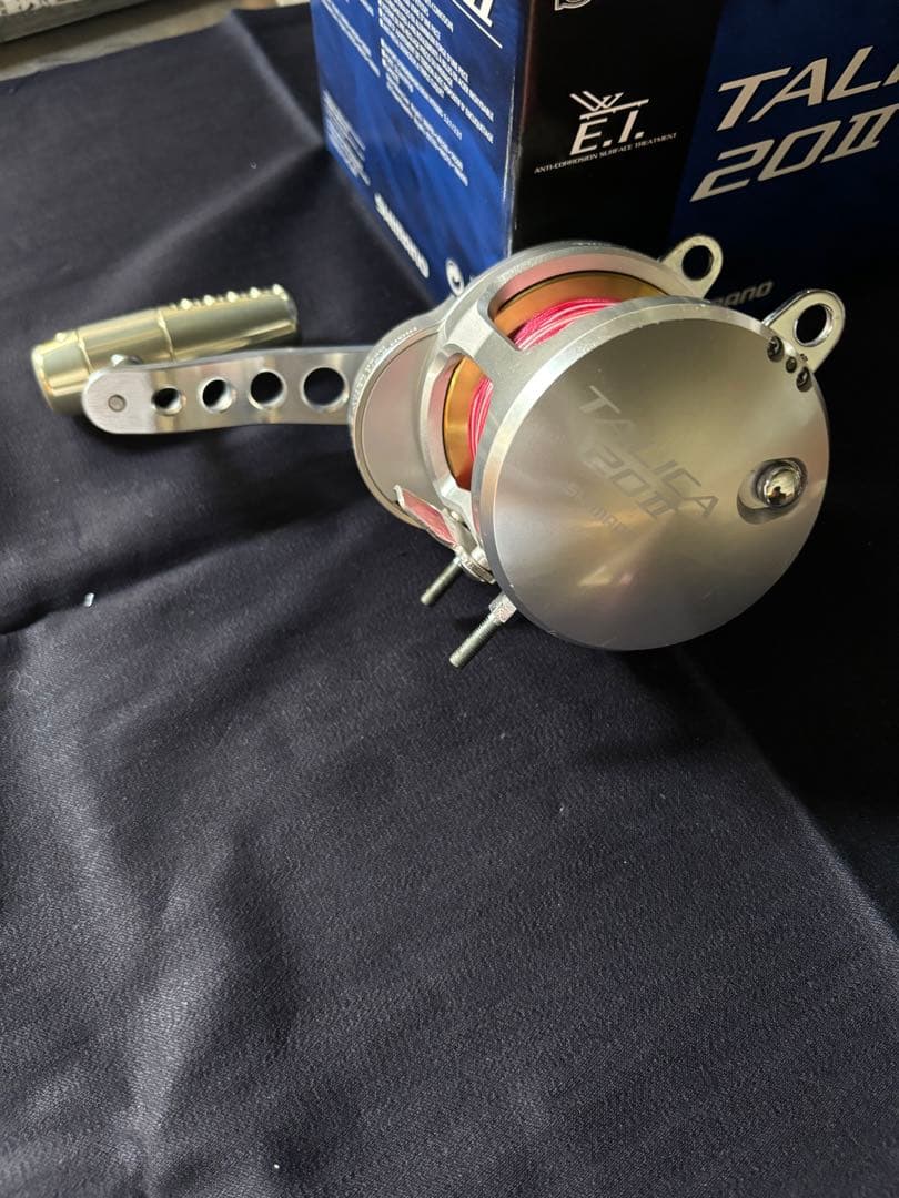 SHIMANO TALICA 20II リール