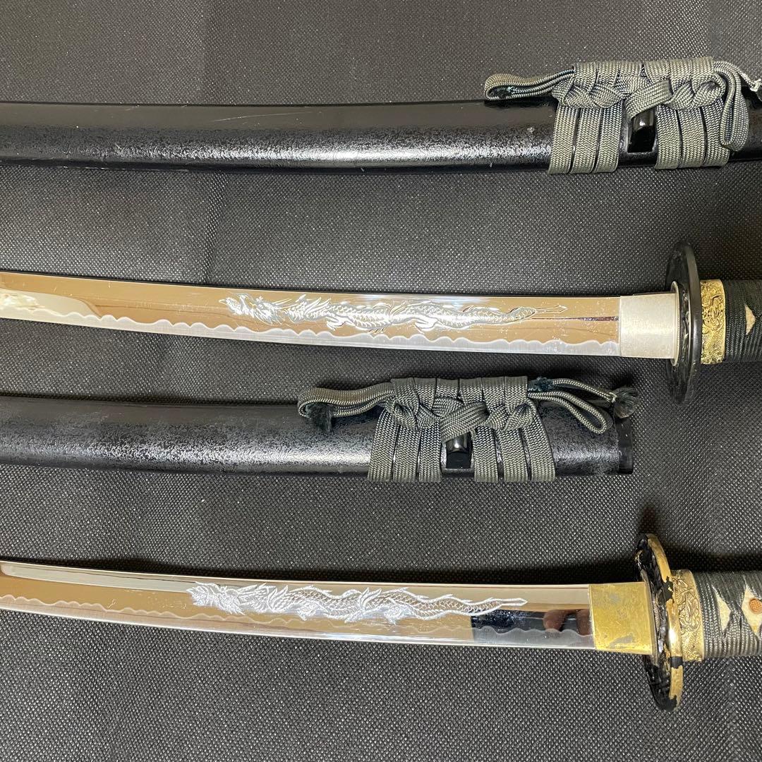 模造刀 日本刀 武具 龍彫刃 のたれ刃紋 居合刀 2本セット 太刀脇差（B06）