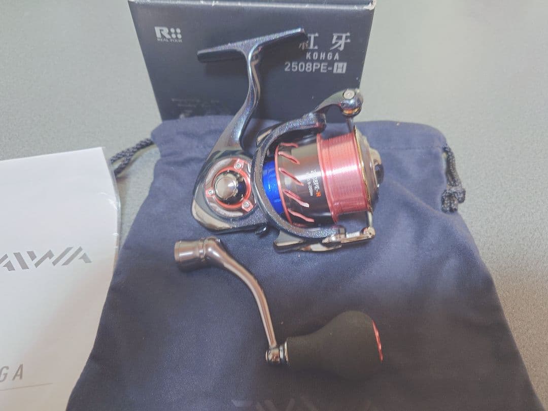 ダイワ　DAIWA　紅牙　KOHGA 2508PE-H スピニングリール