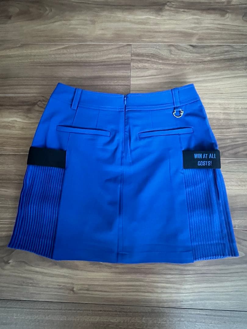 【新品未使用】WAAC プリーツスカート 青