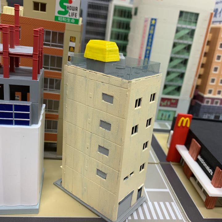 Nゲージ☆鉄道模型☆ジオコレに☆タワー駐車場☆立体駐車場