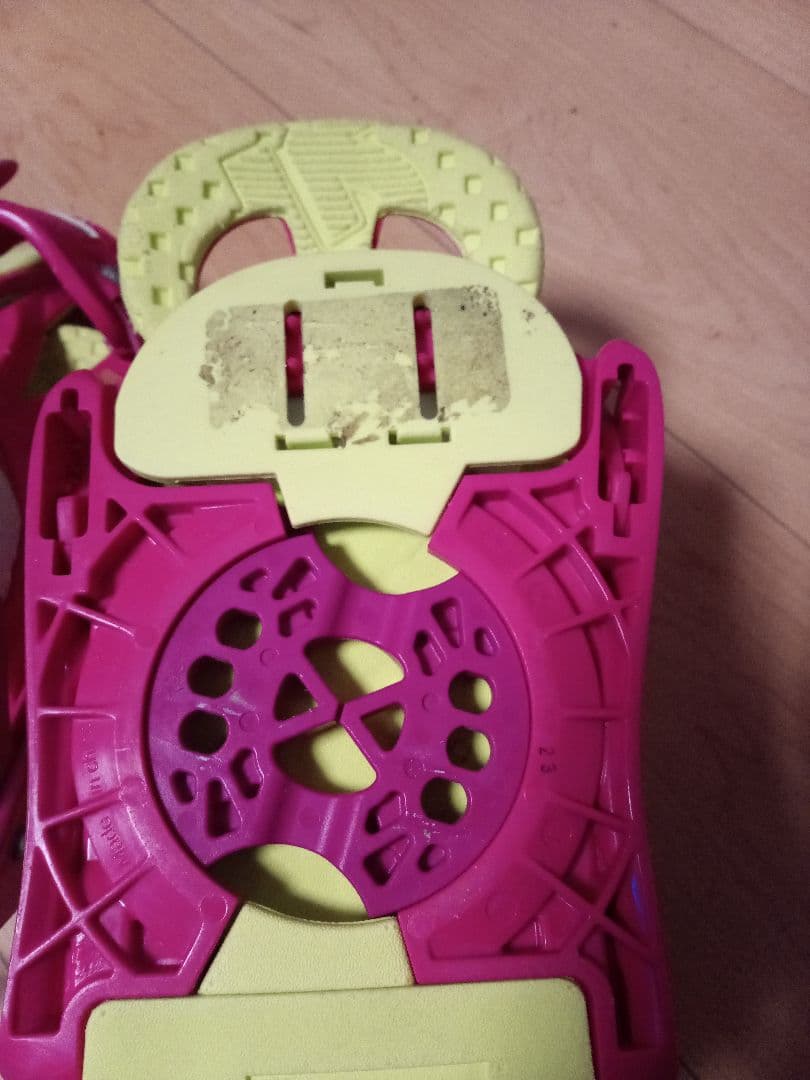 値下げ大歓迎！！　BURTON　ビンディング　レディース