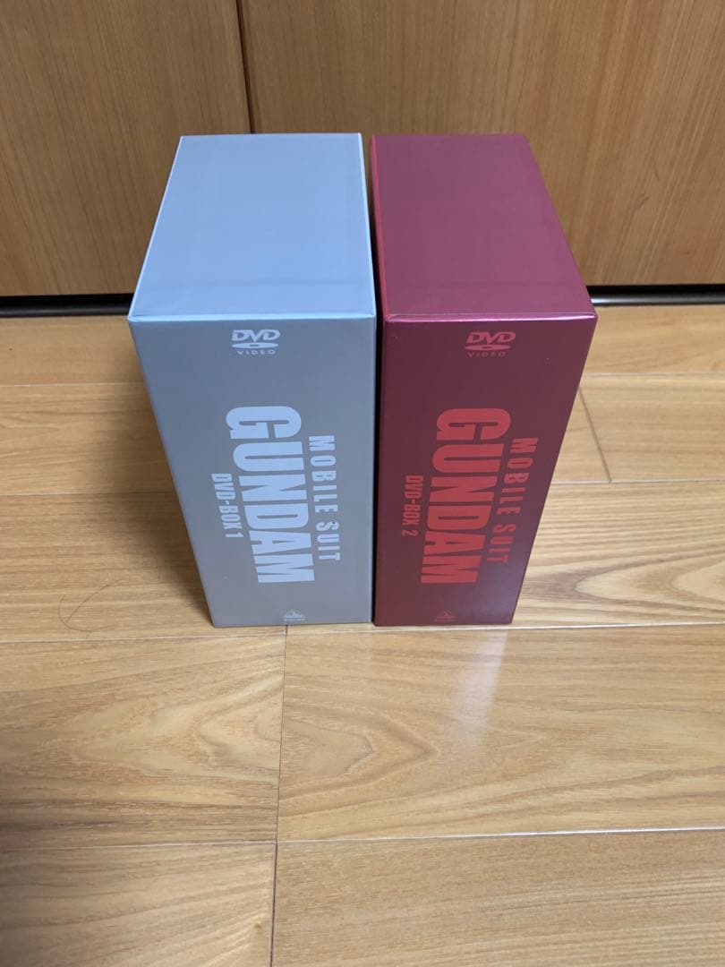 美品　機動戦士ガンダム、Z、Z Z、逆襲のシャア他DVD48本セット