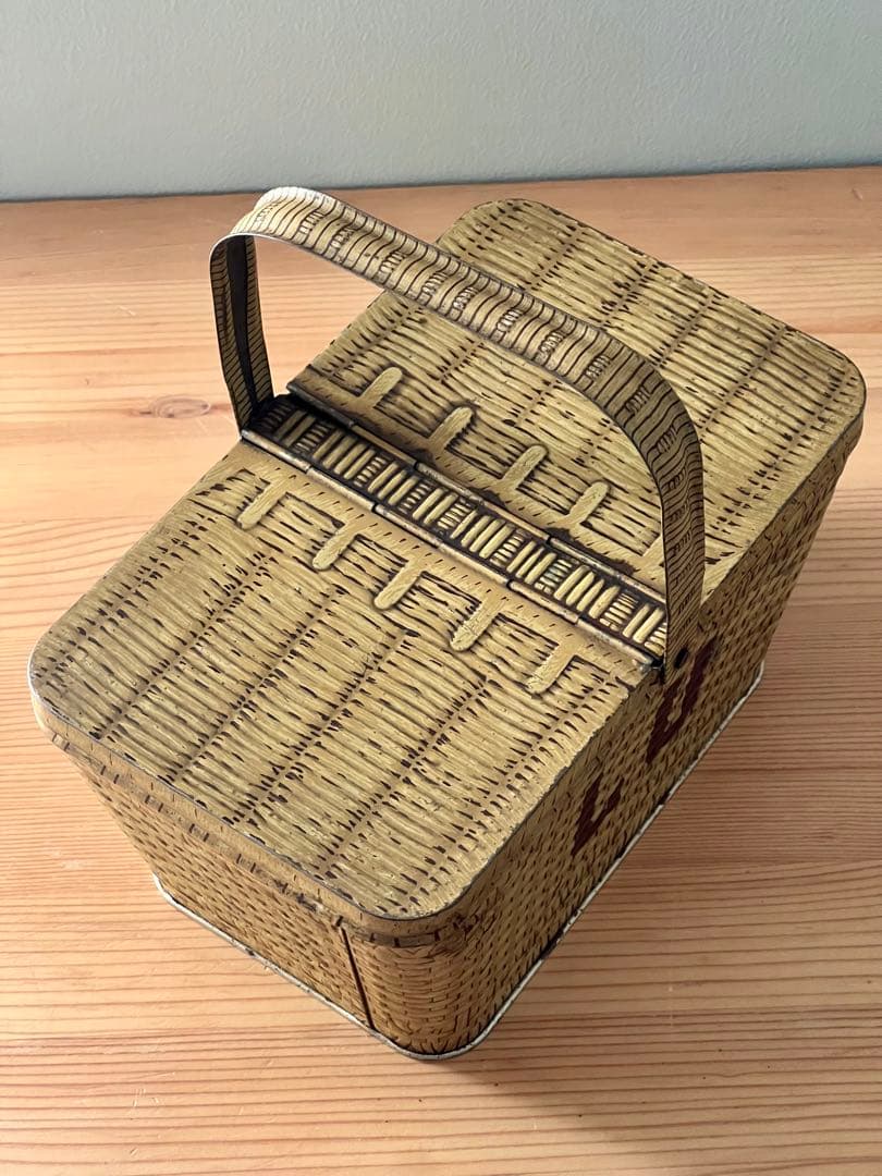 LU ビスケット バスケット パニエ 缶 フランス ヴィンテージ