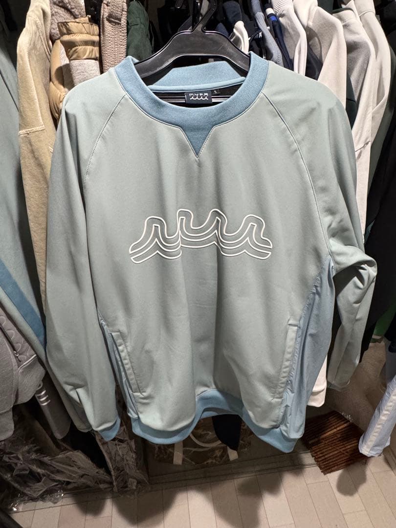 ムータ　プルオーバー セットアップ　ゴルフウェア