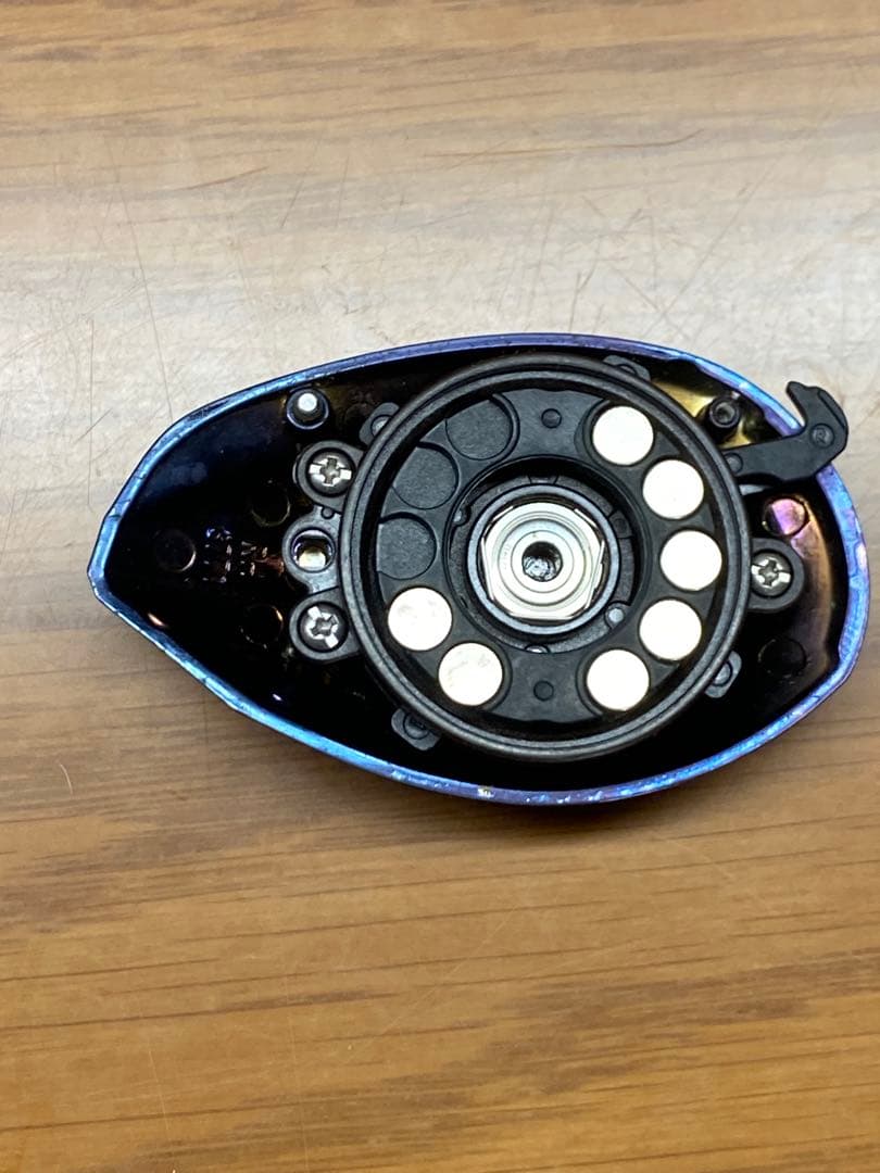 レボブラック10 ベイトリール　右ハンドル