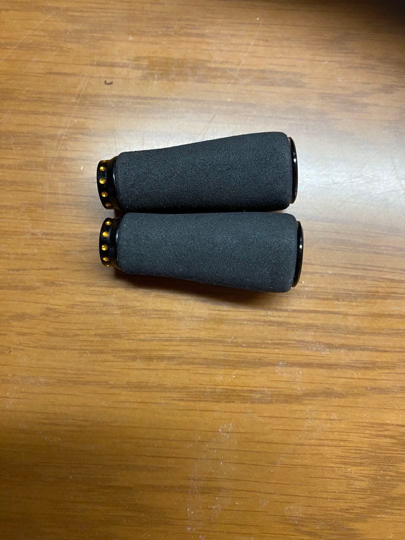 レボブラック10 ベイトリール　右ハンドル