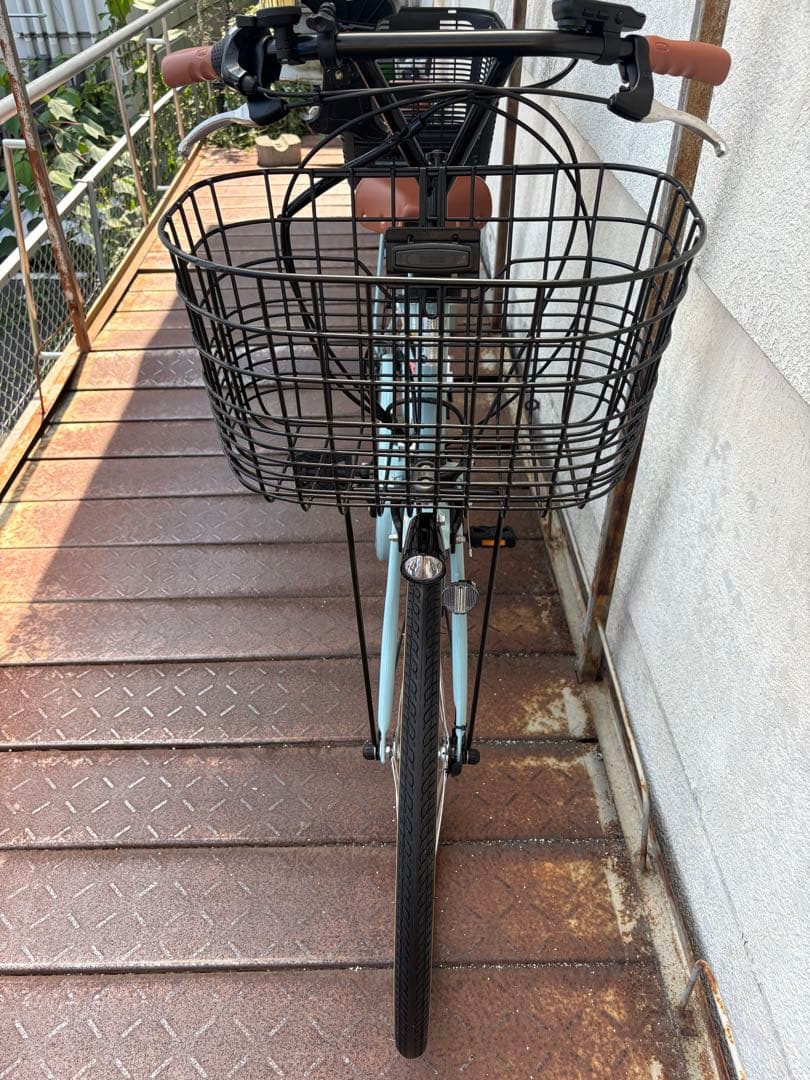 新品同様ヤマハ電動自転車PAS Ami PM26A