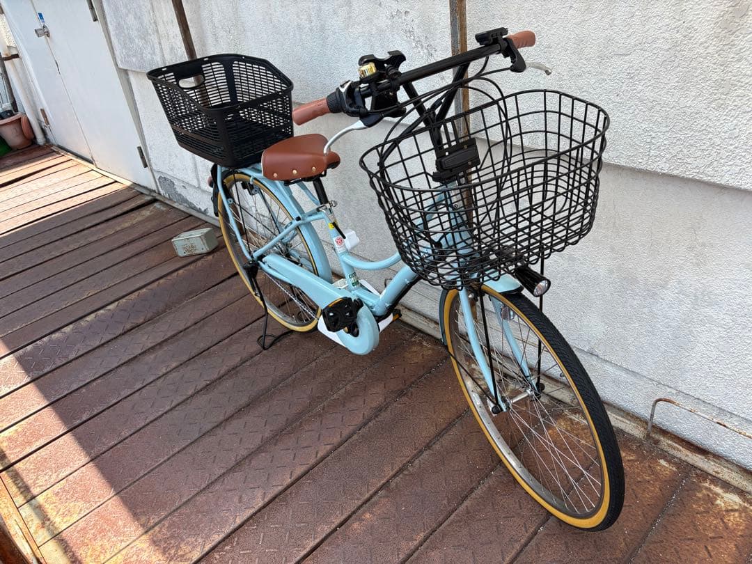 新品同様ヤマハ電動自転車PAS Ami PM26A