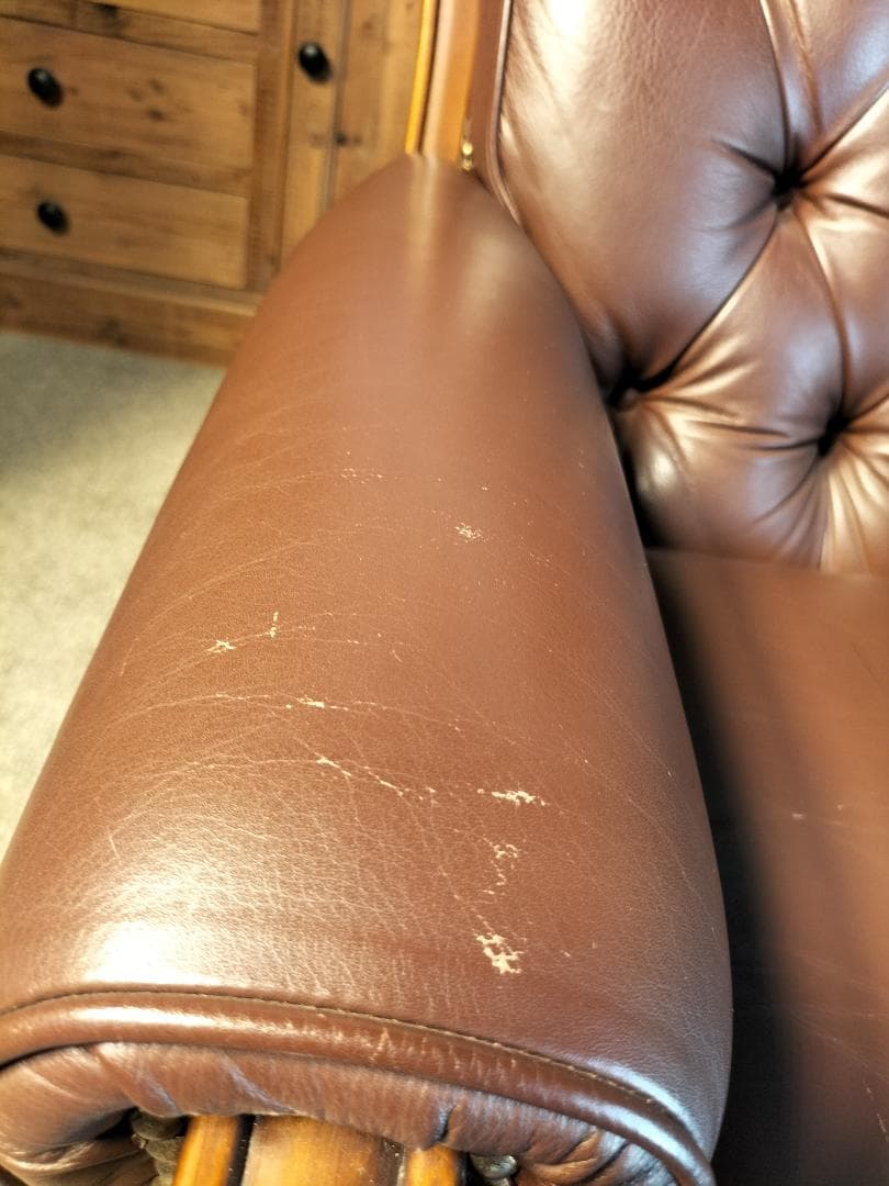 【値下げ中】カリモク◆1Pソファ◆ルイ15様式◆本革◆中古品(2408A⑪)