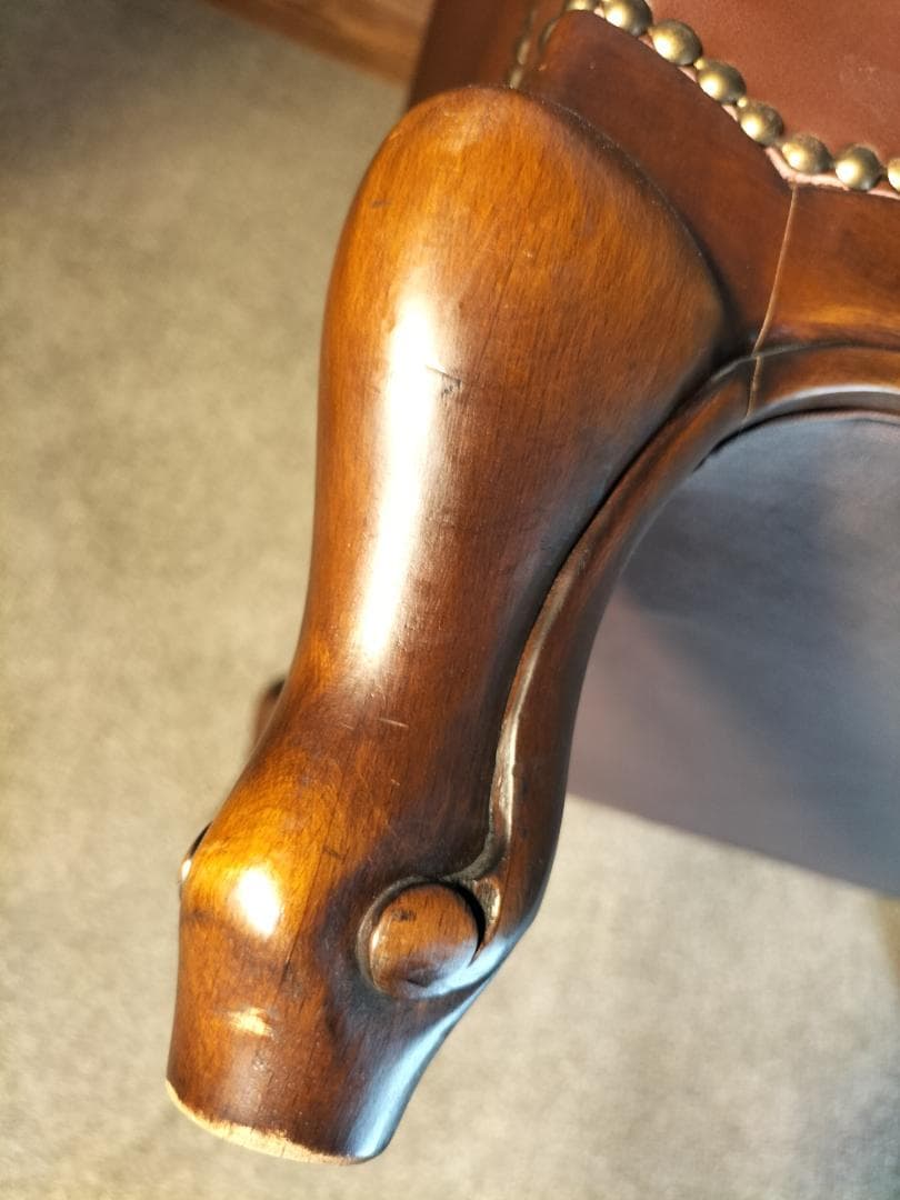 【値下げ中】カリモク◆1Pソファ◆ルイ15様式◆本革◆中古品(2408A⑪)