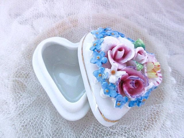 アンティーク　ジャーマン　ミニョネット　☆　オールビスク　ビスクドール