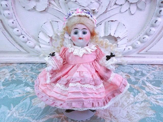 アンティーク　ジャーマン　ミニョネット　☆　オールビスク　ビスクドール