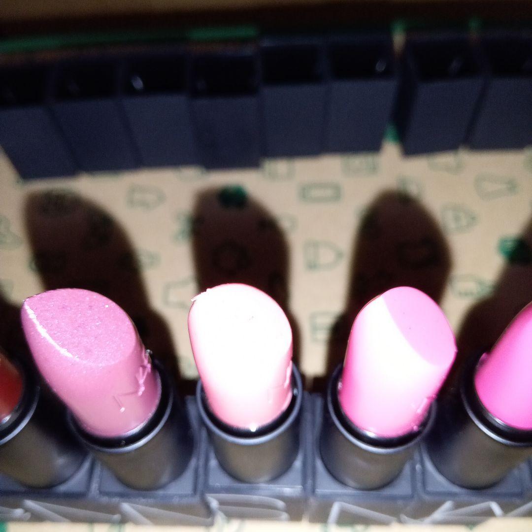 NARS ライトリフレクティング ファンデーション各種