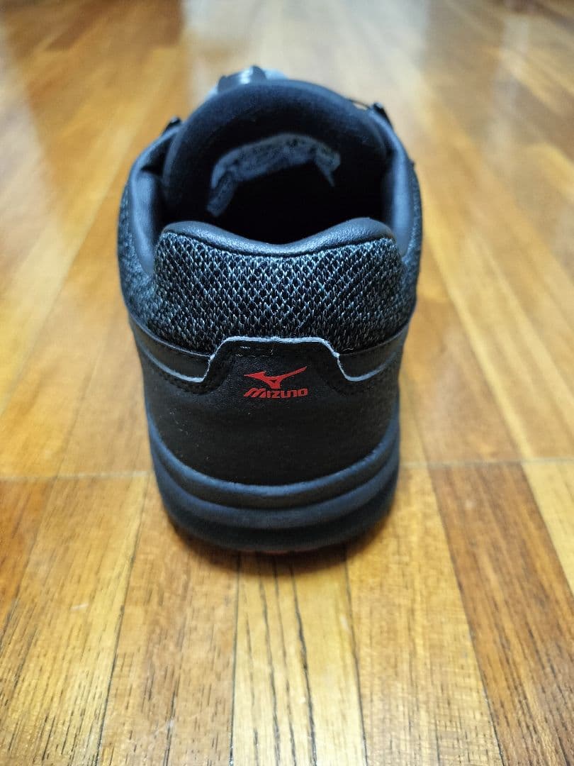 Mizuno BOAシステム安全靴 ブラック/レッド 23.0cm