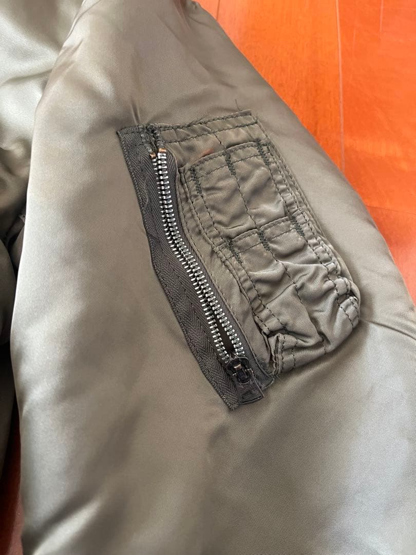 t*k様 70s中期モデル　MA1リバーシブル着用可能22.300→18.300