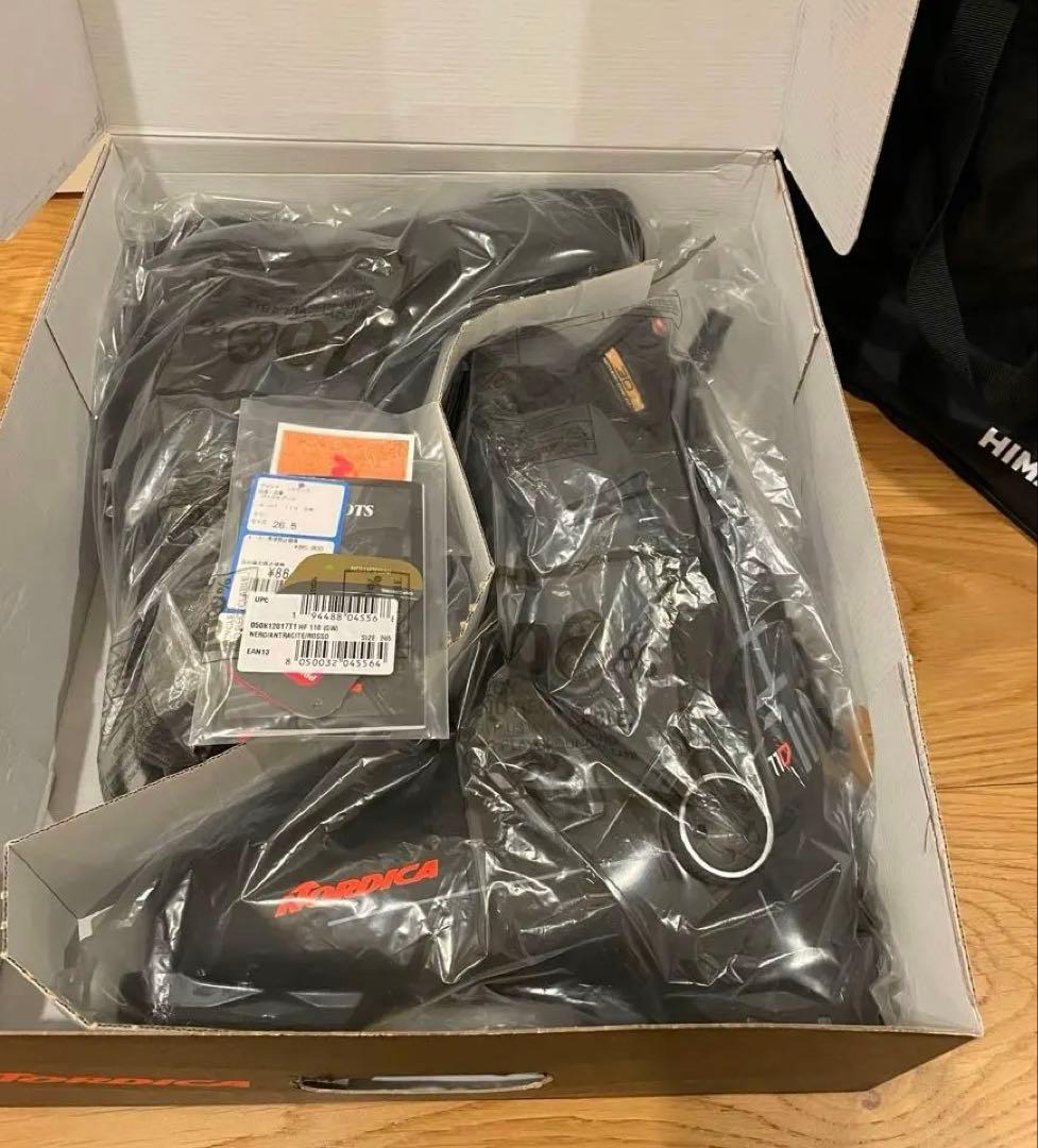 【本日21時迄限定価格】NORDICA（ノルディカ）HF110 GWスキーブーツ