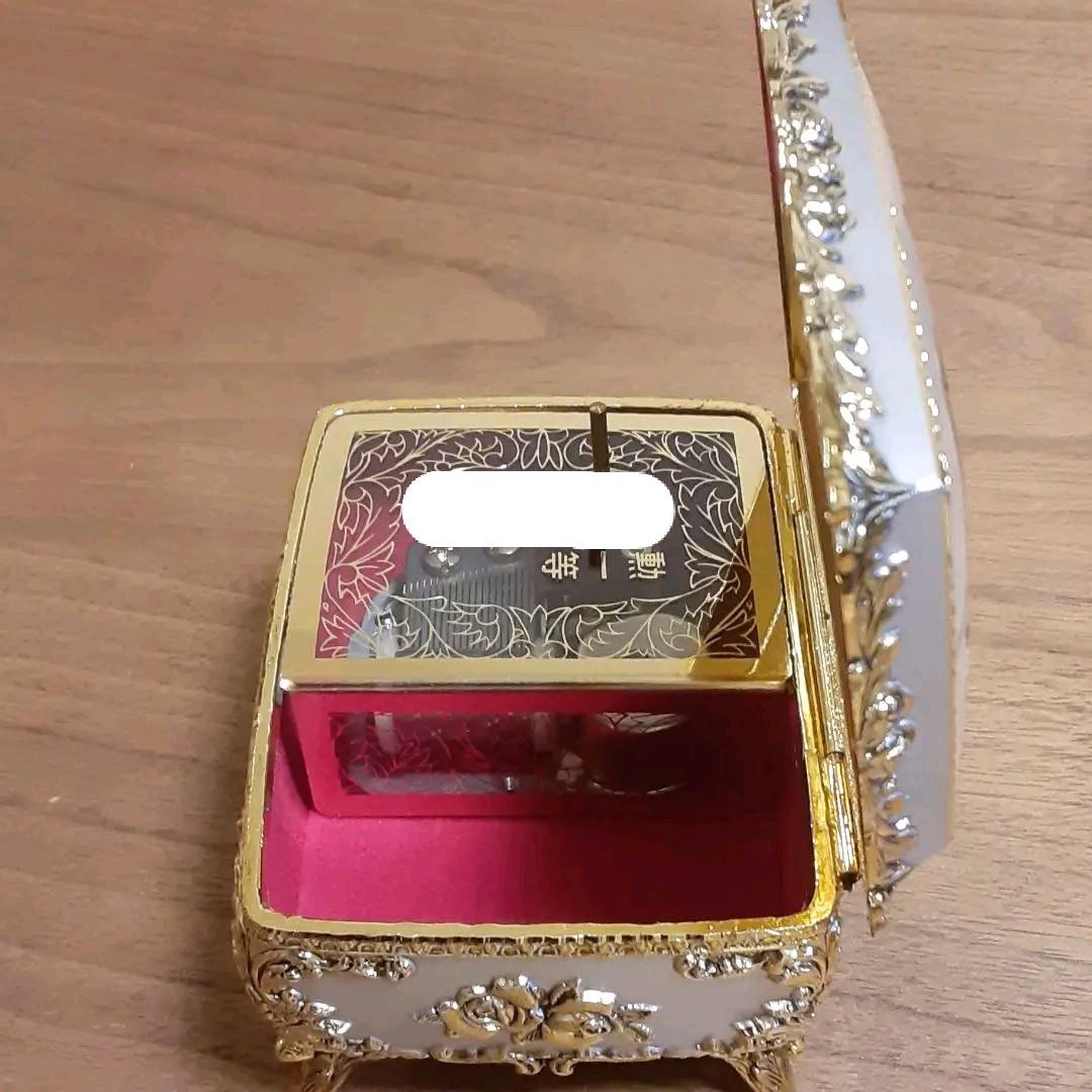 勲一等瑞宝章記念品オルゴール　日本初女性議員贈答品