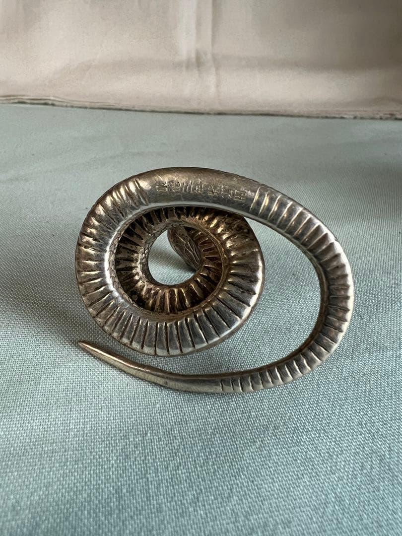 純銀 蛇 置物 61.1g 康德三年紫雲閣