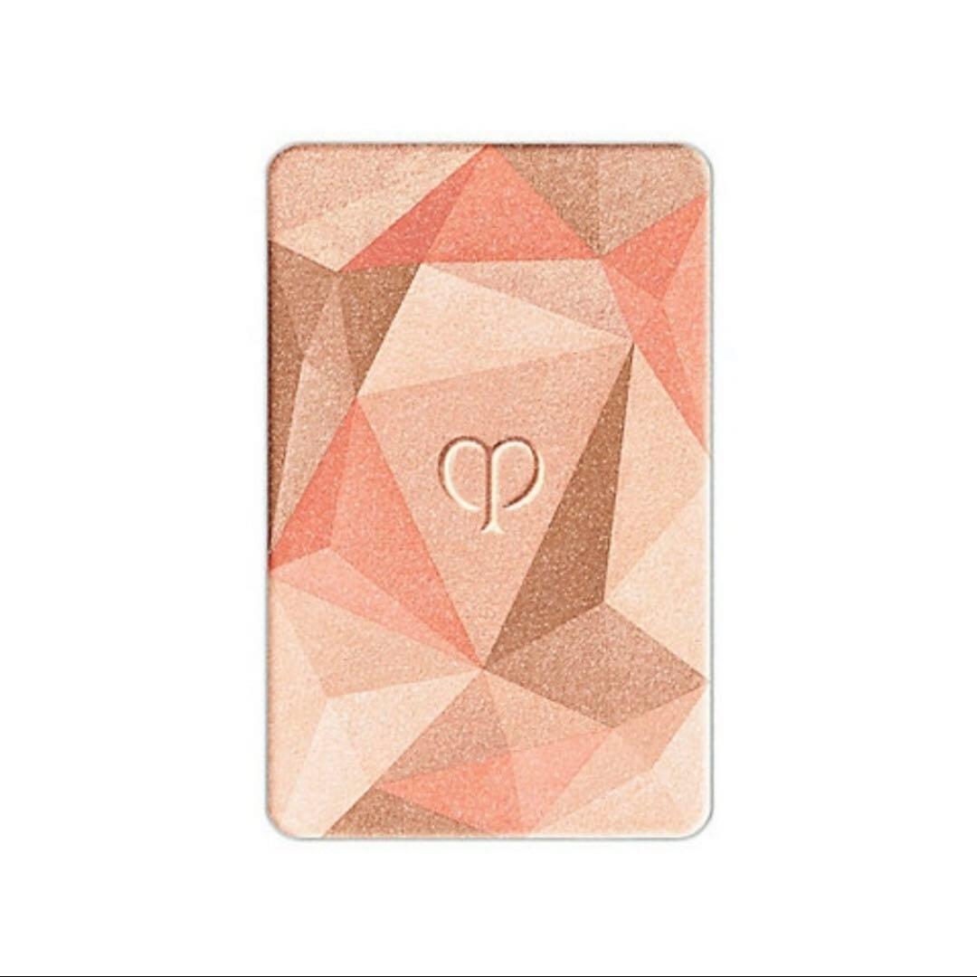 クレドポーボーテ ル・レオスールデクラ 203、コンサイトレイリュミナトゥール