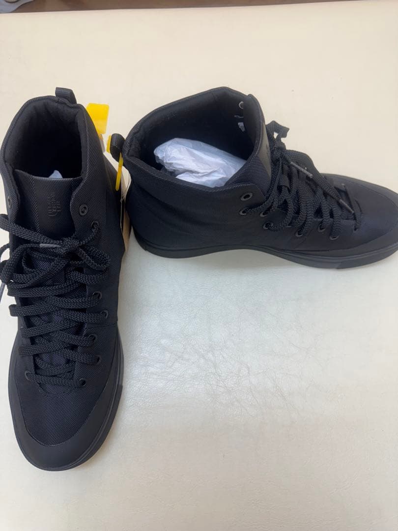 新品　シャトルレースハイウォータープルーフThe North Face