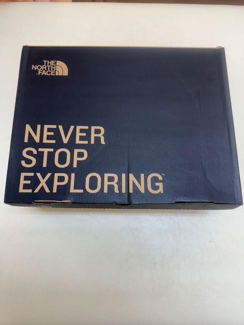 新品　シャトルレースハイウォータープルーフThe North Face