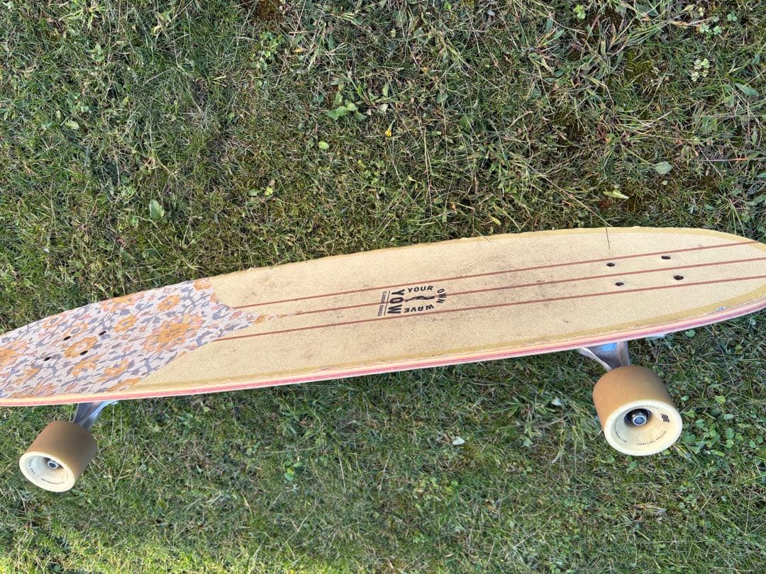 YOW Waikiki サーフスケート