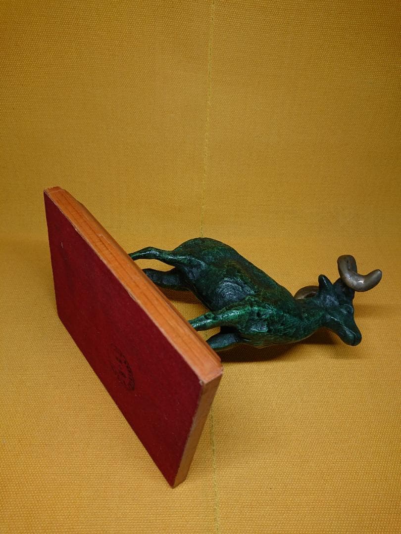 【美品】羊　ヤギ　ブロンズ像　北欧　置物　インテリア　工芸品　美術品　A2957