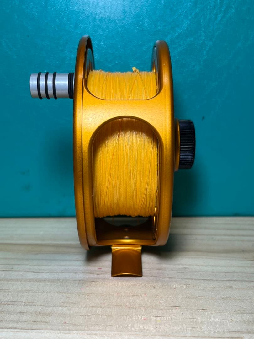 VOSSERLER DC2 7/8 オレンジ　フライリール