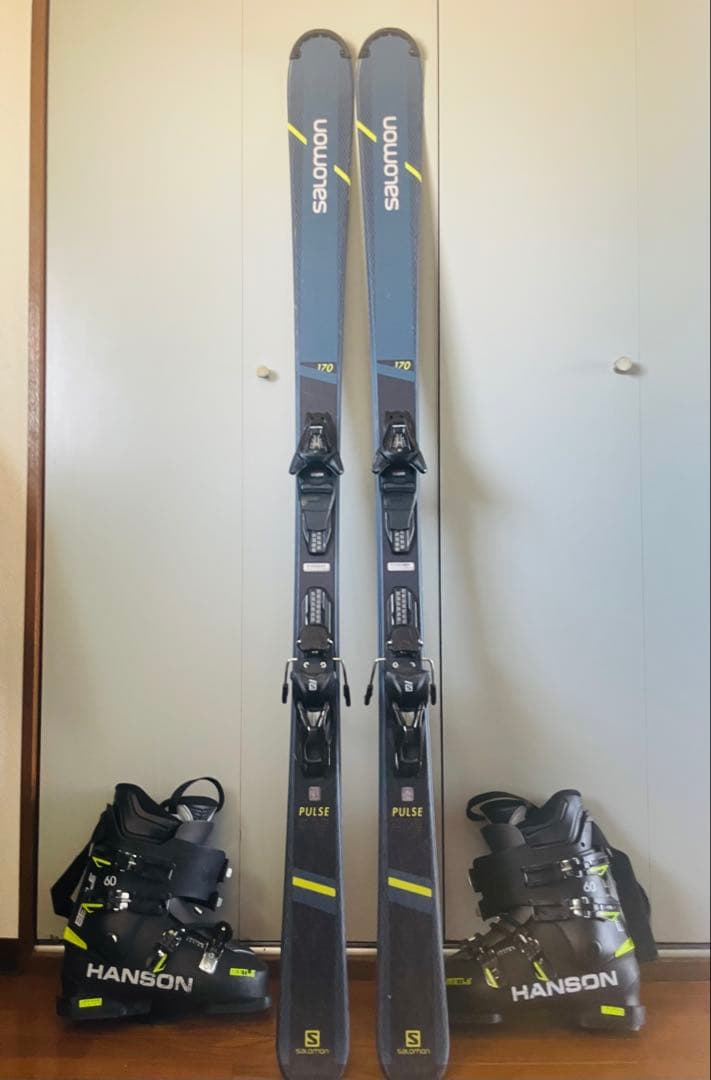 初心者に最適！サロモンスキー板170 & HANSONブーツ28