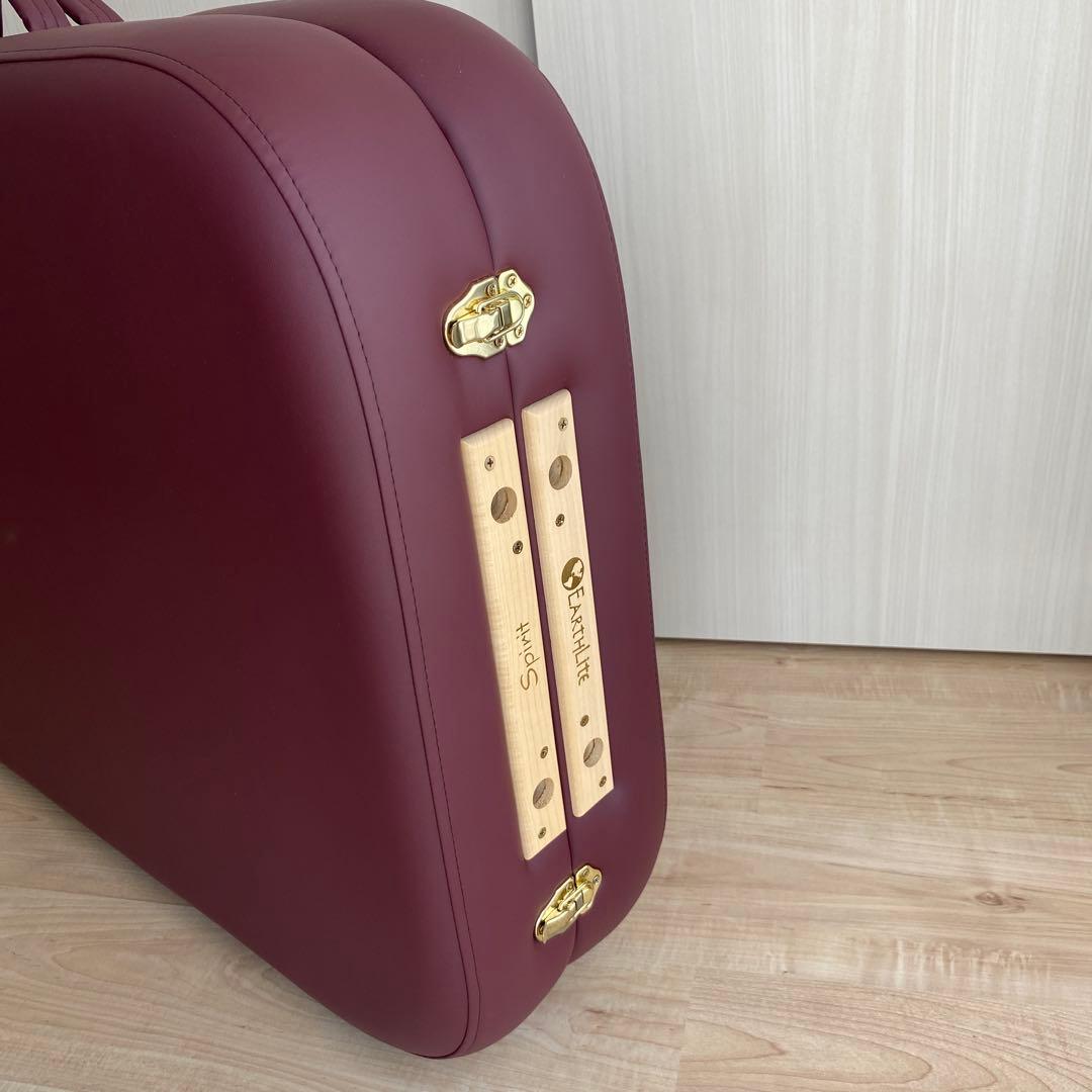 アースライト社Spirit 施術ベッド　（ヘッドレスト&キャリーケース付）