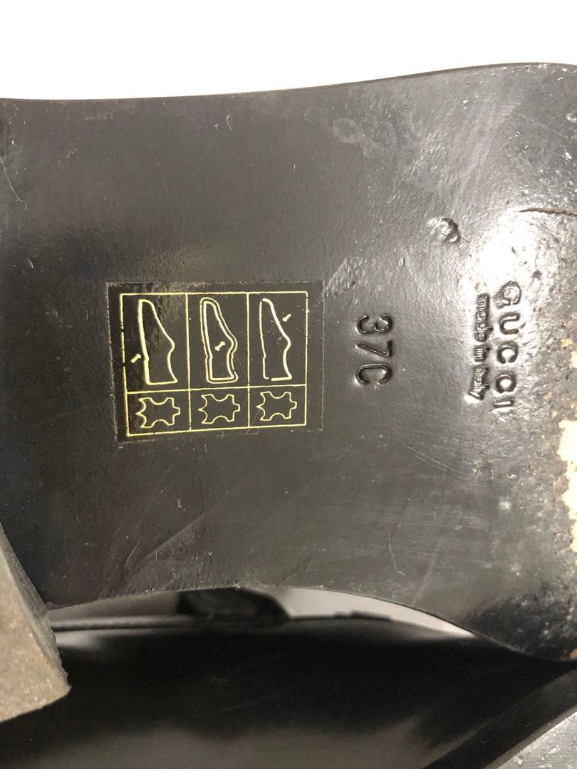 GUCCI ローファー