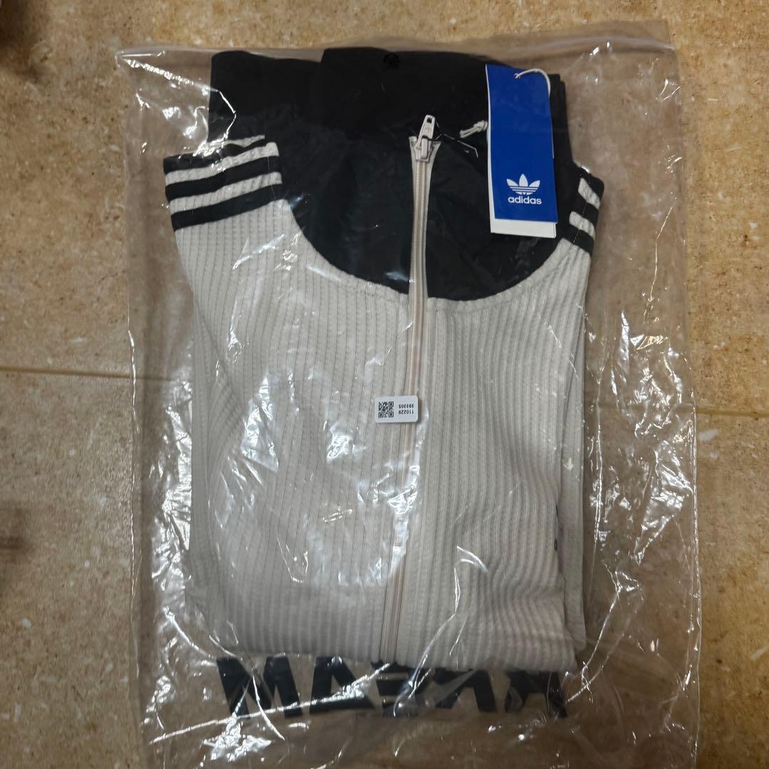 新品正規品 adidas 韓国限定 トラックジャケットXXLサイズ アイエン着用