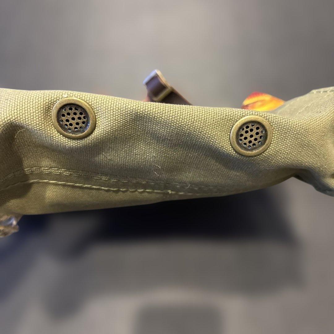 サイ インディージョーンズ　バッグ　イギリス軍　ガスマスクバック