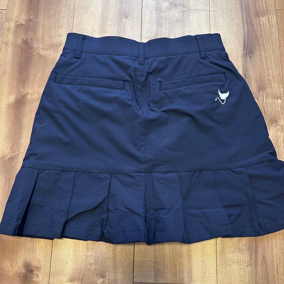 長袖　ハイネック　保温素材　プリーツスカート　セットアップ　秋冬　ゴルフウェア