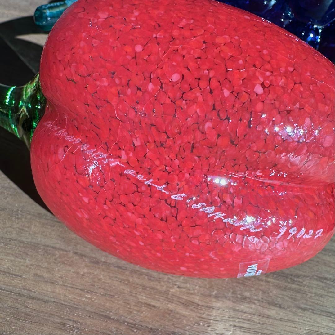 グンネル サーリン \"フルッテリアシリーズ \" ブドウとレッドパプリカ