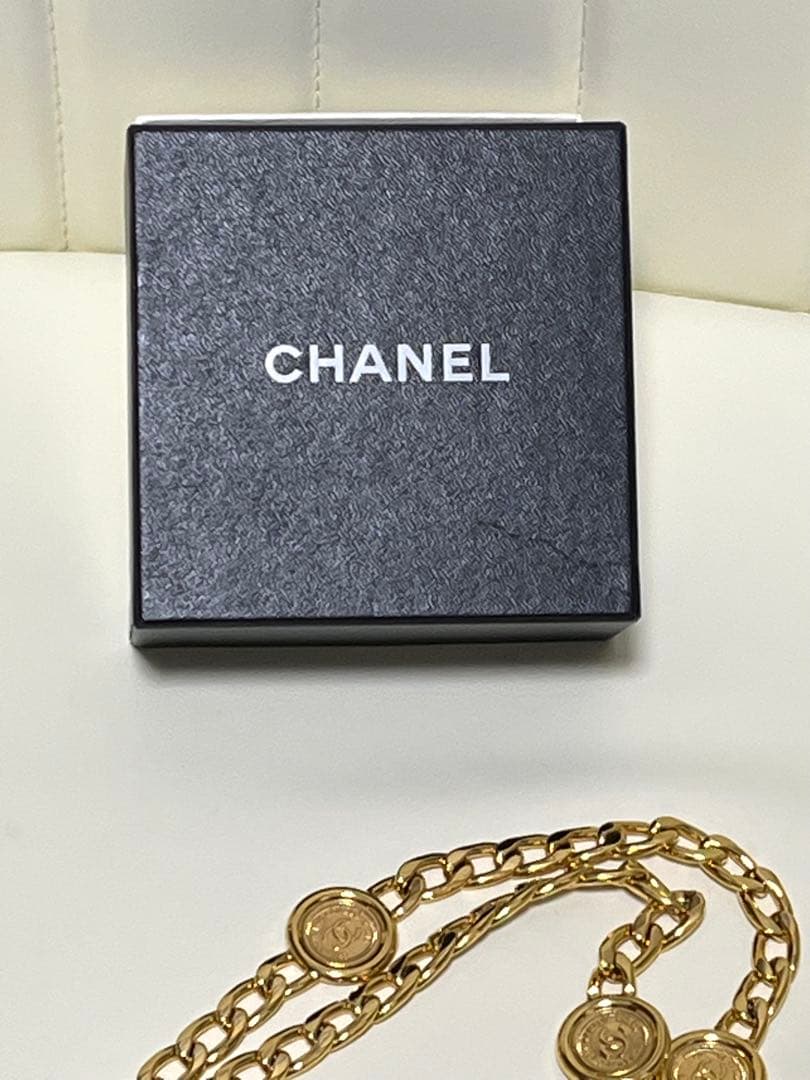 極美品　CHANEL ゴールドチェーンベルト モチーフ