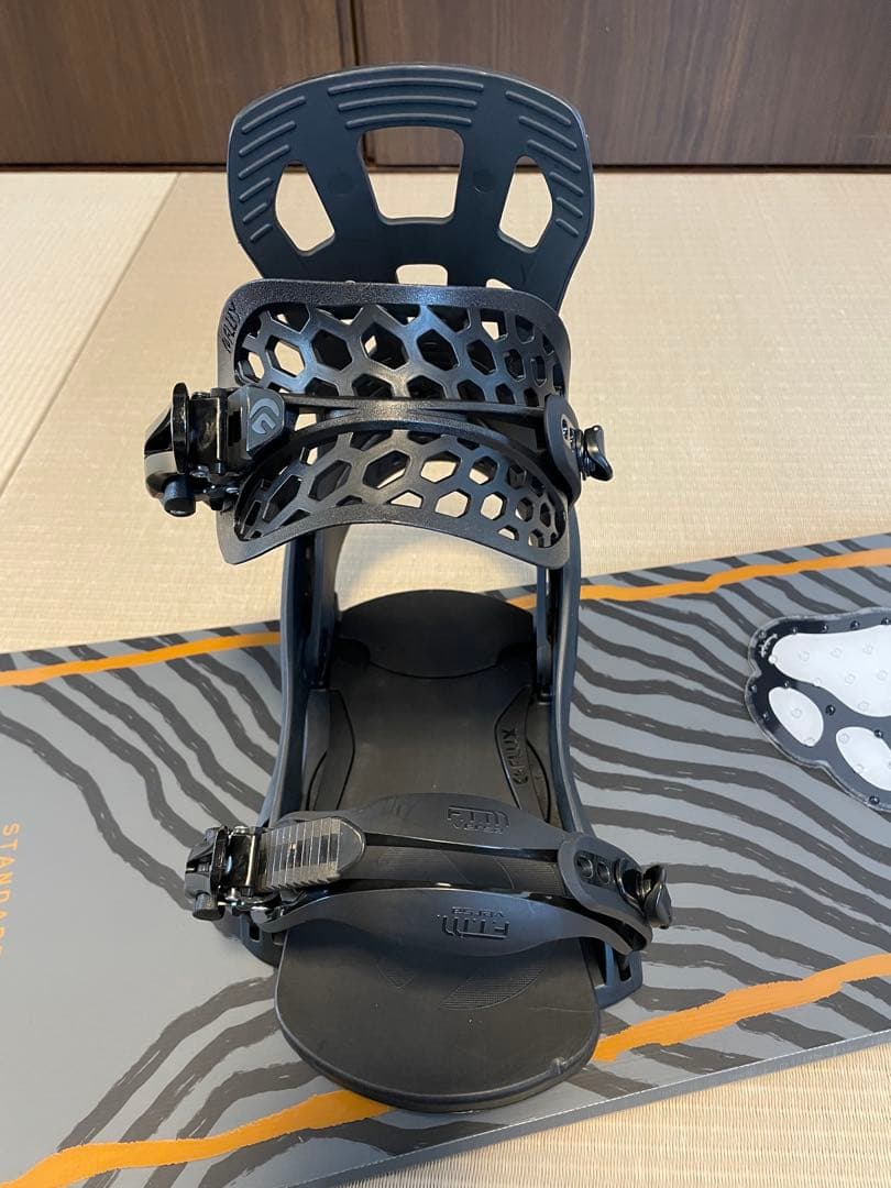 『ぽんこつ』K4 ゼブラ柄 スノーボード ビンディング　FLUX