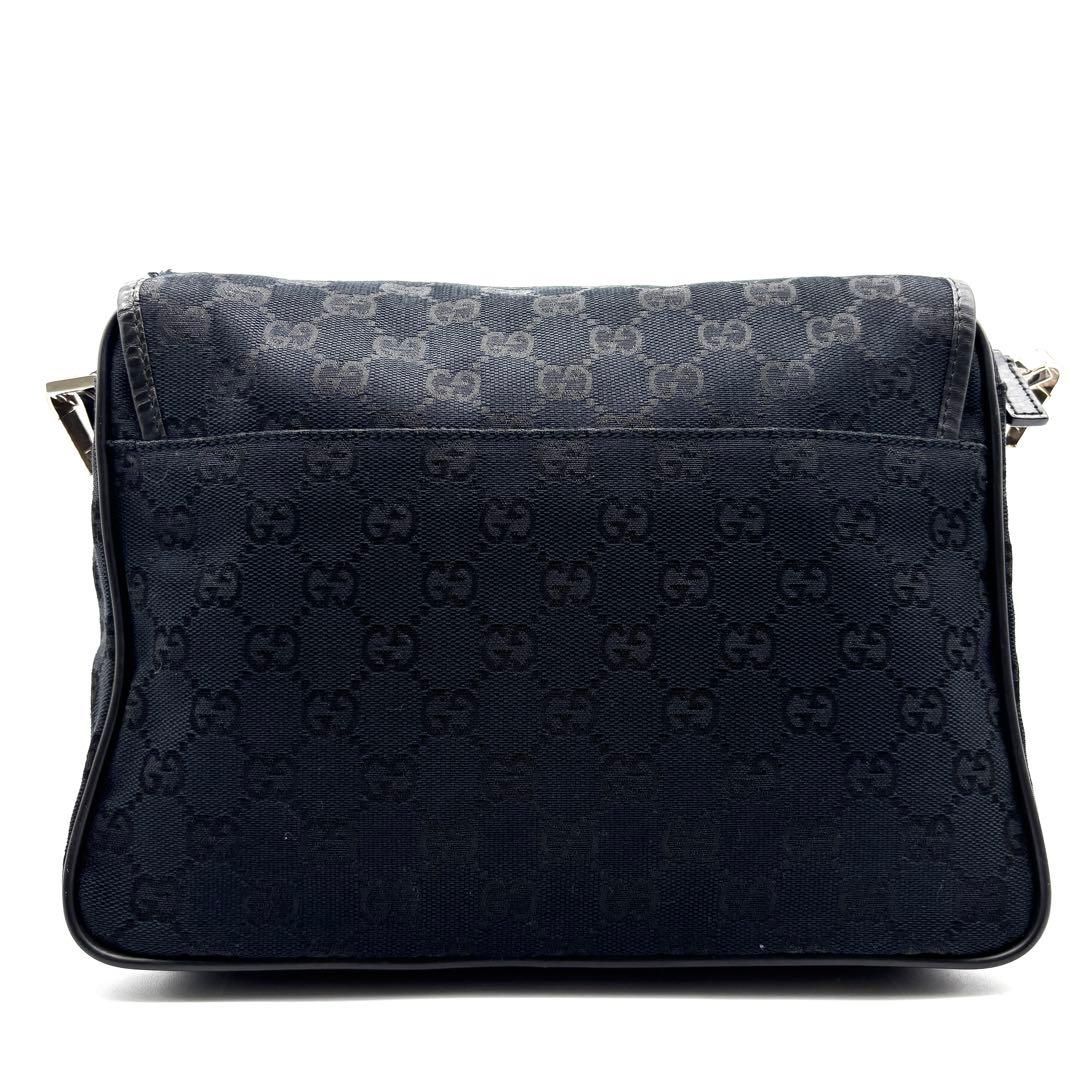美品 グッチ ショルダーバッグ GGキャンバス レザー フラップ ロゴ メンズ