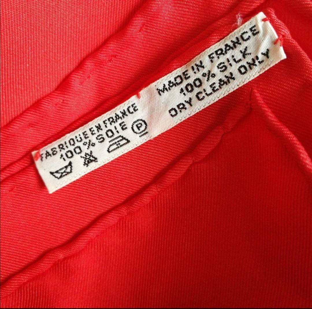 HERMES　スカーフ　エルメス　カレ90　絹糸の赴くままに