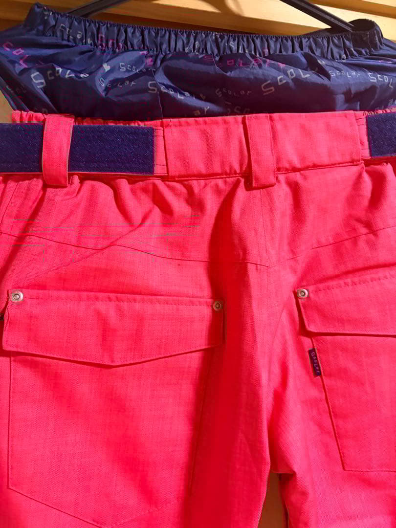 【ほぼ美品】ScoLar スノーボード ウェア 上下　セット スカラー M 総柄