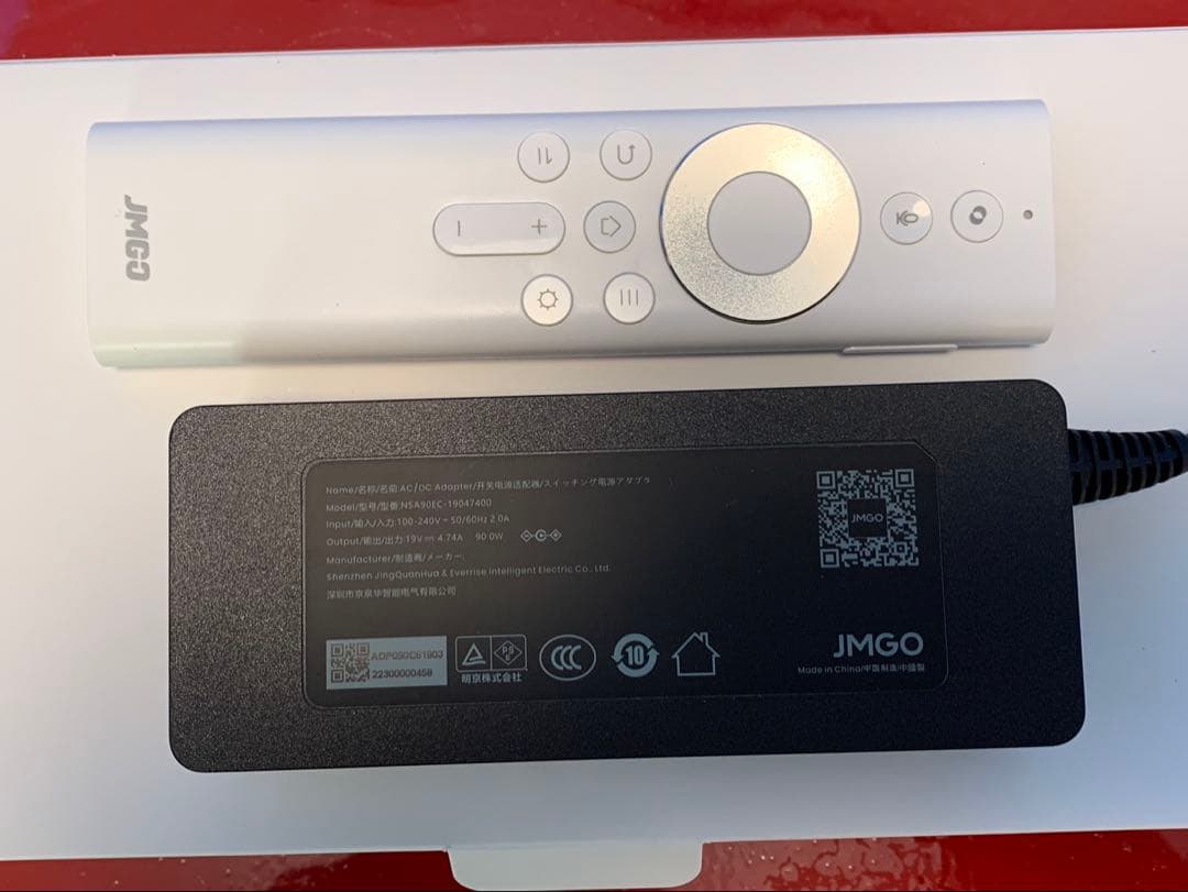 ⭐️ML11-11⭐️ 新品未使用　超短焦点プロジェクター O1 J78-4D0